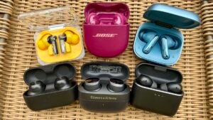 best wireless earbuds under 200 dollar 2024